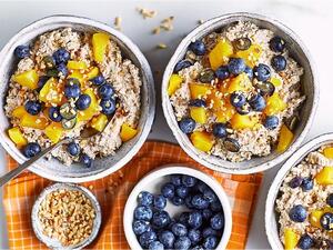 Starting the day with a healthy breakfast among recommendations for avoiding weight gain during Eid.