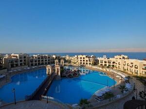 منتجع وسبا كراون بلازا البحر الميت