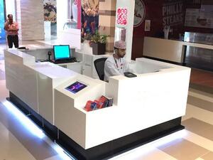 زيادة عدد صالات Ooredoo يُعد جزءًا من استراتيجيّتها التوسعيّة المتفرّدة في تقديم أفضل مستويات خدمة العملاء عبر تشكيلتها الواسعة من المنتجات والخدمات المتطوّرة وذات التنافسيّة العالية والقيمة المضافة.