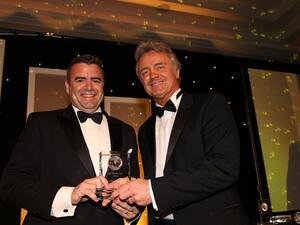 The ‘Best Cargo Airline - Middle East’ award was presented to (left) David Kerr, Vice President Etihad Cargo by Stephan Haltmayer, Managing Director of QCS- Quick Cargo Service GmbH