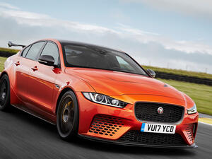 Jaguar XE