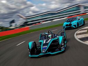 Panasonic Jaguar Racing have developed their entire powertrain in-house, reinforcing the team’s mission – ‘Race to Innovate’.