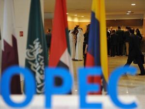 Participants gather in the lobby ahead of an informal meeting between members of the Organization of Petroleum Exporting Countries, OPEC, in the Algerian capital Algiers. (AFP)