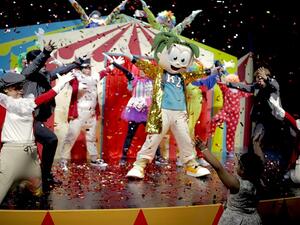 There will be a variety of circus tricks in store, with workshops for children on hula-hooping and balancing tricks.