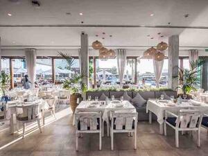 مطعم ريفيرا سيفود جريل يقدم حفل شواء تحت النجوم