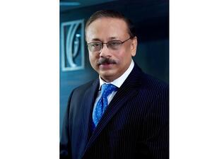 سوفو ساركار هو المدير العام للخدمات المصرفية للأفراد في بنك الإمارات دبي الوطني