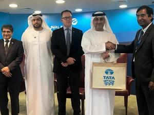 The Tata delegates toured Jebel Ali Port and Free Zone, including Terminal 3.