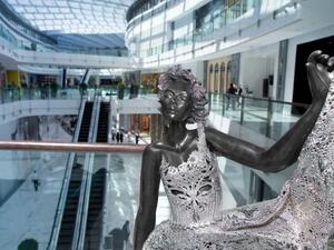 The Fashion Avenue at The Dubai Mall.