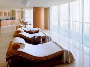 العنوان للفنادق والمنتجعات وفيدا للفنادق والمنتجعات