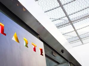 مطعم ومقهى لارتي