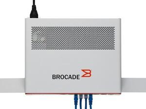 سويتش Brocade ICX 6430-C المدمج