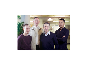 ديون بوثا، الشريك المؤسس في كايت.لي Kite.ly، وفيون كونكانون، الشريك المؤسس والعضو المنتدب لدى كايت.لي Kite.ly، وألبيرتو سبينللي، مدير أول الخدمات الرقمية في كانون أوروبا، وتشارلي كاربنتر، الرئيس التنفيذي والشريك المؤسس في كايت.لي Kite.ly