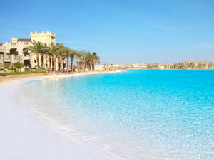 Crystal Lagoons currently boasts over 600 projects in different development and negotiation stages in 60 countries worldwide. (Trade Arabia)