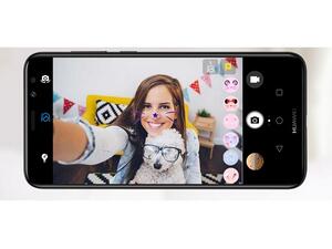Huawei Mate 10 Lite has an upgraded version of face detection.