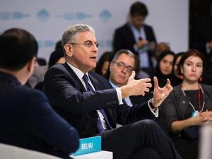 Ryder addressing the gathering at the WGS summit in Dubai. (Trade Arabia)