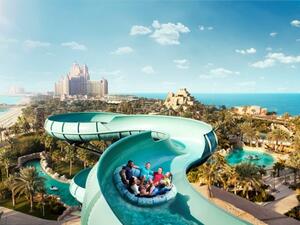 يستمر عرض يوم للمرح الصيفي من 3 يوليو وحتى 24 أغسطس وتتضمن الباقات الأربع قضاء أمتع الأوقات في مدينة أكوافنتشر المائية، وحوض الحجرات المفقودة، وخليج الدلافين، ومنطقة أسد البحر. 