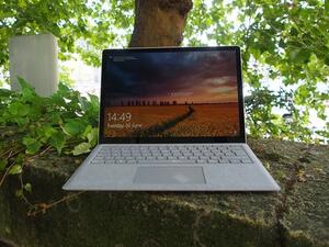 The Surface Laptop was Microsoft’s first attempt at a non-convertible clamshell notebook. (TR)