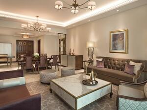 فندق الريتز-كارلتون، دبي