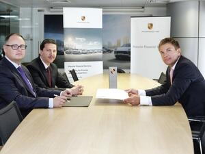 مركز بورشه أبوظبي