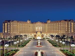 فندق ريتز كارلتون الرياض