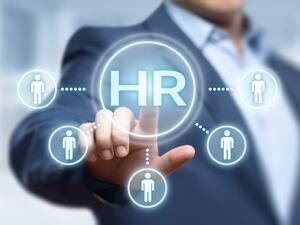 Industry faces challenge to transform to innovative operations. (Shutterstock)