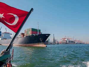 Trade deficit of $2.48 billion last month was lowest monthly figure in last 9 years, says minister. (Shutterstock)