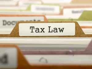 The new law comes to “redistribute the tax burden and achieve justice among all groups of society. (Shutterstock)