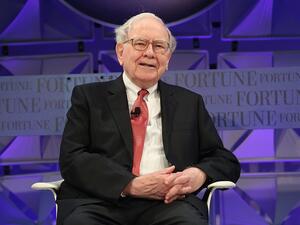 "An unsettled mind will not make good decisions." - Warren Buffet to equity investors. (Shutterstock)