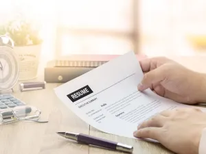 The average time a recruiter spends on any CV is 7 seconds. Make your 7 seconds count by improving the following sections in your CV. (Shutterstock)