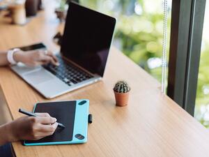 Keep your business ticking over wherever you are. (Shutterstock)