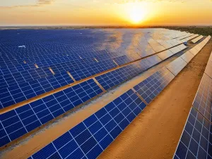 The new Taif project includes a technology oasis, new airport, residential suburb, industrial city, and university campus. (Shutterstock)