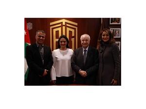 خلال الحدث