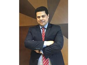 تهامي جاد، مدير المكتب الأمامي لدى فندق كوبثورن دبي