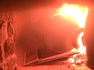 النيران تلتهم ما يعرف بـ"قبر يوسف" فجر الجمعة