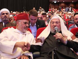 الاتحاد العالمي لعلماء المسلمين.. الخلف على خطى السلف في لعبة المحاور
