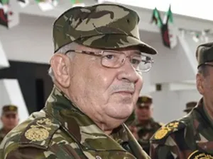 نائب وزير الدفاع الوطني، رئيس أركان الجيش الوطني الشعبي، الفريق أحمد قايد صالح