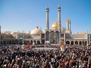 وصف رئيس جامعة المرتضى "دولة قم" بأنها ستكون فاتيكان الشيعة 