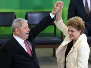 قاض برازيلي يعلق تعيين لولا رئيسا لديوان الحكومة البرازيلية