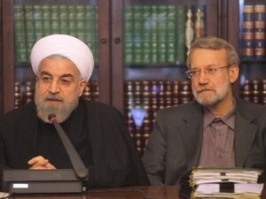 يتنافس ايضا مرشحان اخران غير معروفين هم مصطفى هاشمي طابا (اصلاحي) ومصطفى مير سالم (محافظ).

