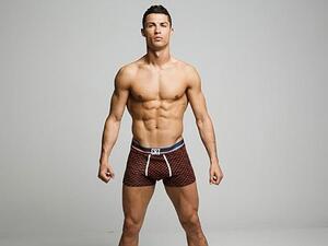 اللاعب العالمي كريستيانو رونالدو