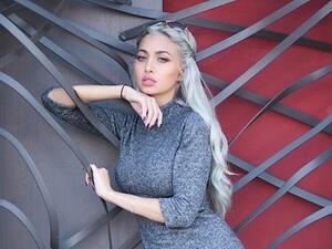 عارضة الأزياء السعودية روز