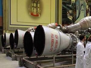 البنتاغون: العقوبات الأمريكية على روسيا لا تمنع استخدام محركات صواريخ روسية
