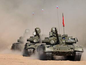 A picture taken on Sept. 12, 2015 shows Russian T-80 tanks during a performance marking the Tankmen Day at a training ground outside St. Petersburg. (AFP/File)