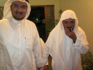 قاسم أقر بأن الشيخ العودة ممنوع من الاتصال بذويه ومعزول في زنزانة انفرادية 