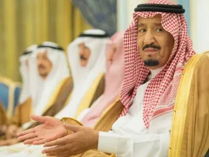 شخصيات بارزة ومسؤولة في دول الحصار تخشى هذه القمة وتشعر بالقلق تجاهها 