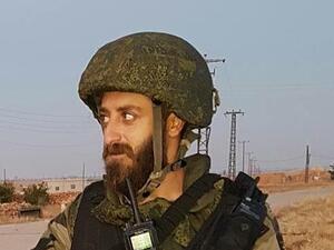 مسؤول في "حزب الله" السوري باع داعش صواريخ وهرّب أموالا للإمارات
