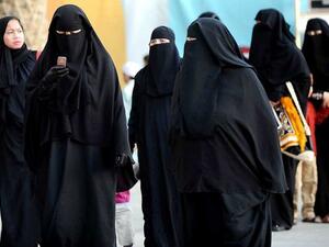 الولاية لها لا عليها