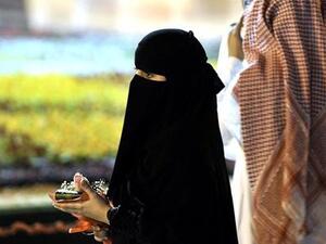 تسعيني يتزوج طفله بتبوك