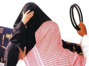 جلد زوج عض زوجته