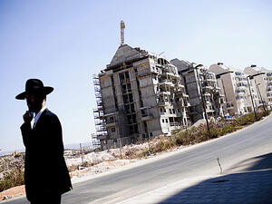 فلسطين تدعو إلى فرض عقوبات على بنوك إسرائيلية